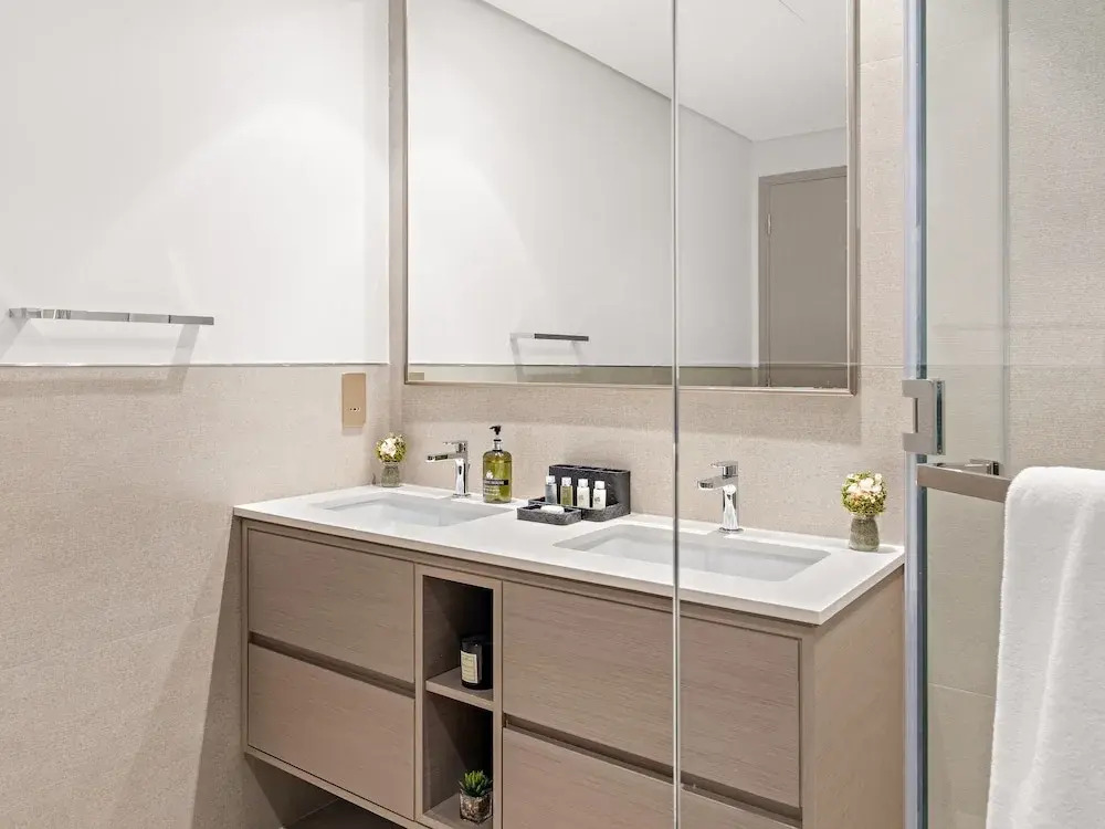 SKY9 Apartments - Luxury Apartments in Downtown Dubai with Full Burj Khalifa View