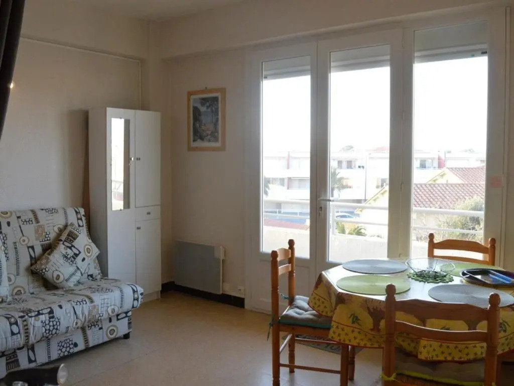 Appartement Saint-Cyprien, 1 pièce, 4 personnes - FR-1-225D-84