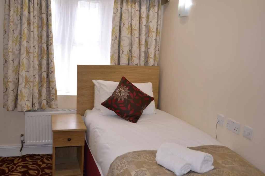 Cranbrook Hotel
