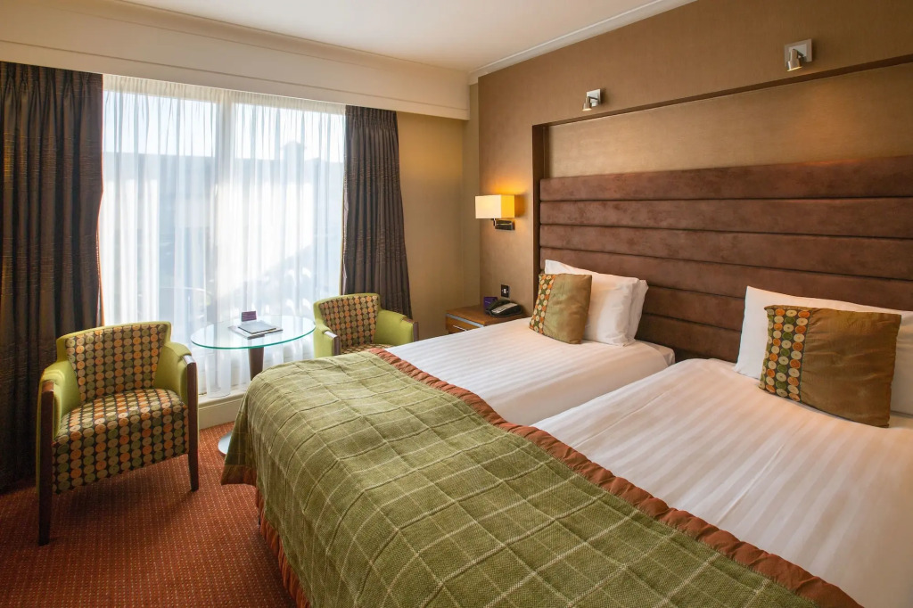 Hampshire Court Hotel & Spa