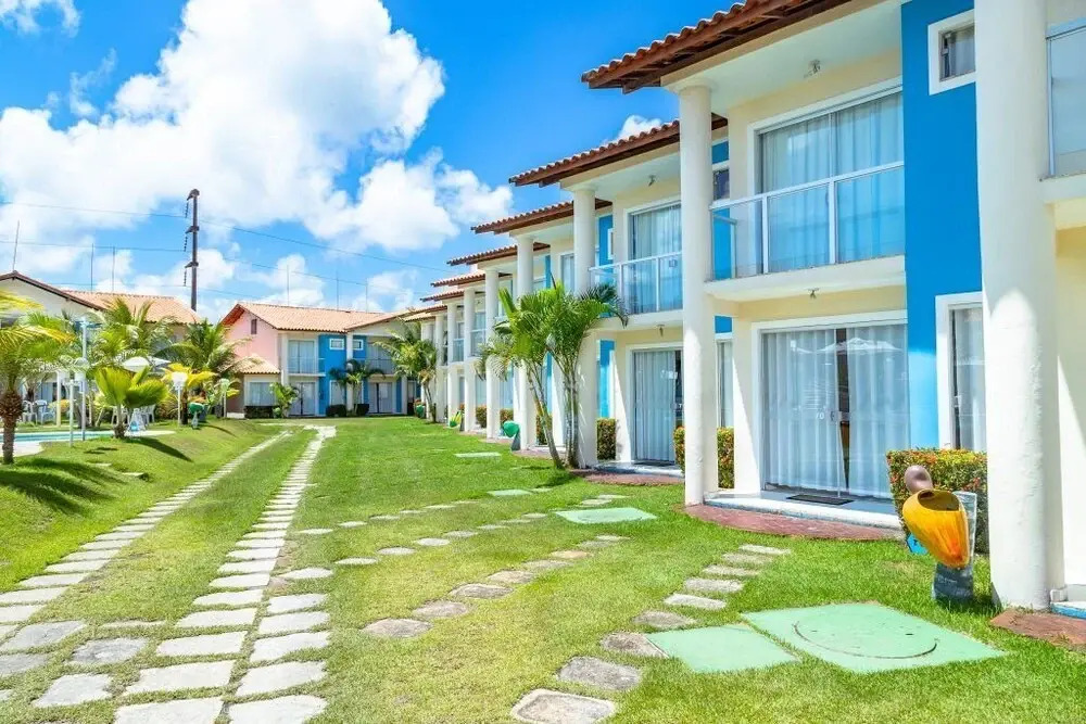 Casas no Residencial Mont Sião com 1, 2 ou 3 suítes  condomíno a poucos metros da praia de Taperapuã , com 2 piscinas adulto, 2 infantil, sauna e 2 portarias, casas com internet privativa 300MBPS