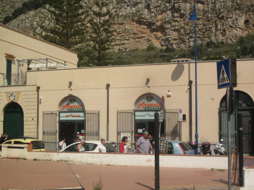 Mondello beach holiday