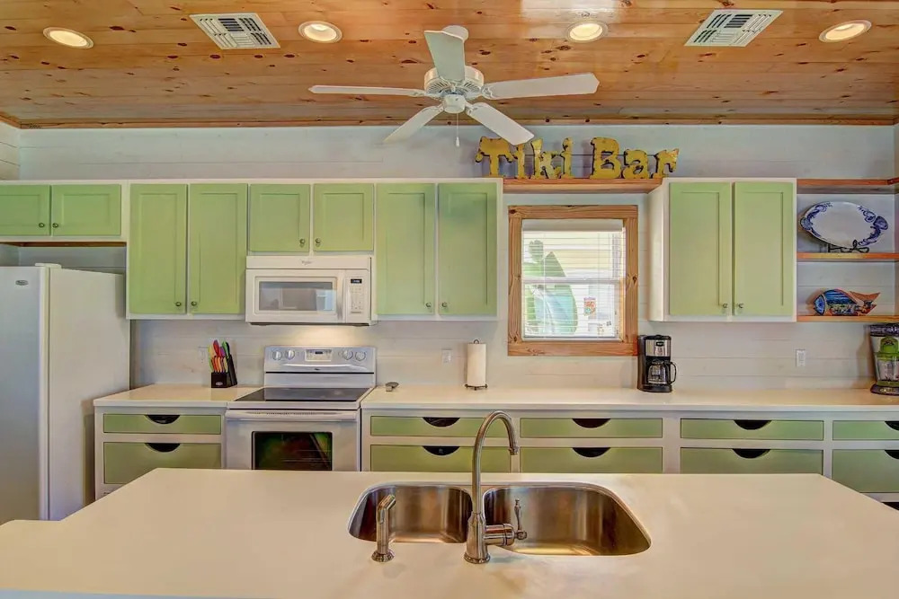 The Gruene Escape - 3 Br Home