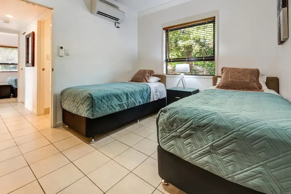 Oasis 1 Hamilton Island 2 Bedroom Apartment In Central Location With Golf Buggy