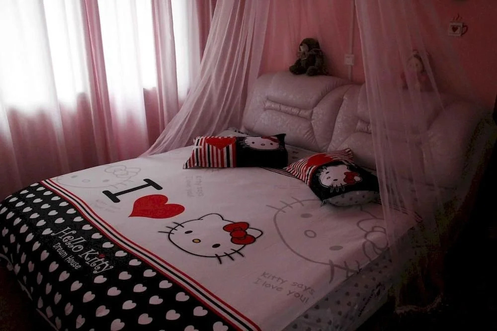 If Love Theme Inn
