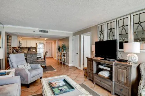 Beachcrest 0401