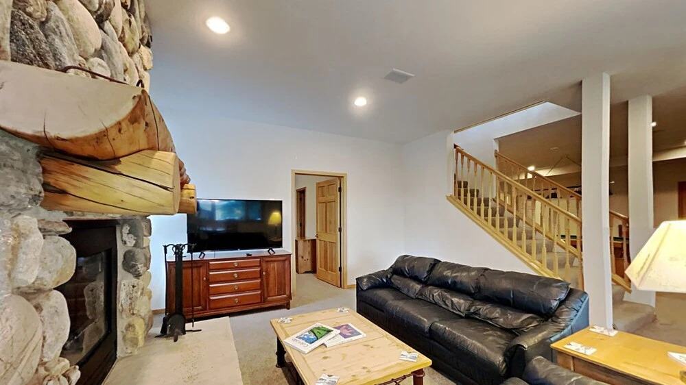 36 James Court 5 Bedroom Home by Redawning