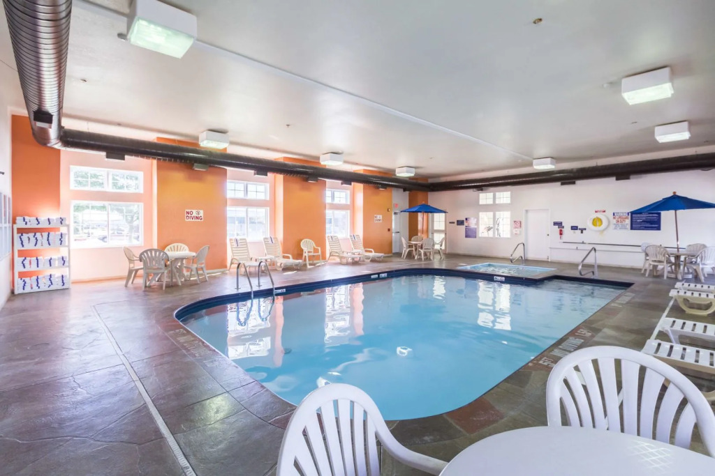 Motel 6-Huron, OH - Sandusky
