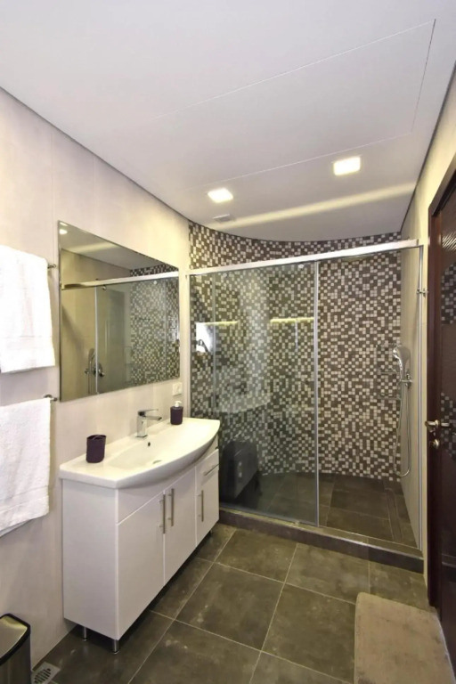 Northern Avenue 2 bedrooms New and Modern apartment in New Elite Building HH600
