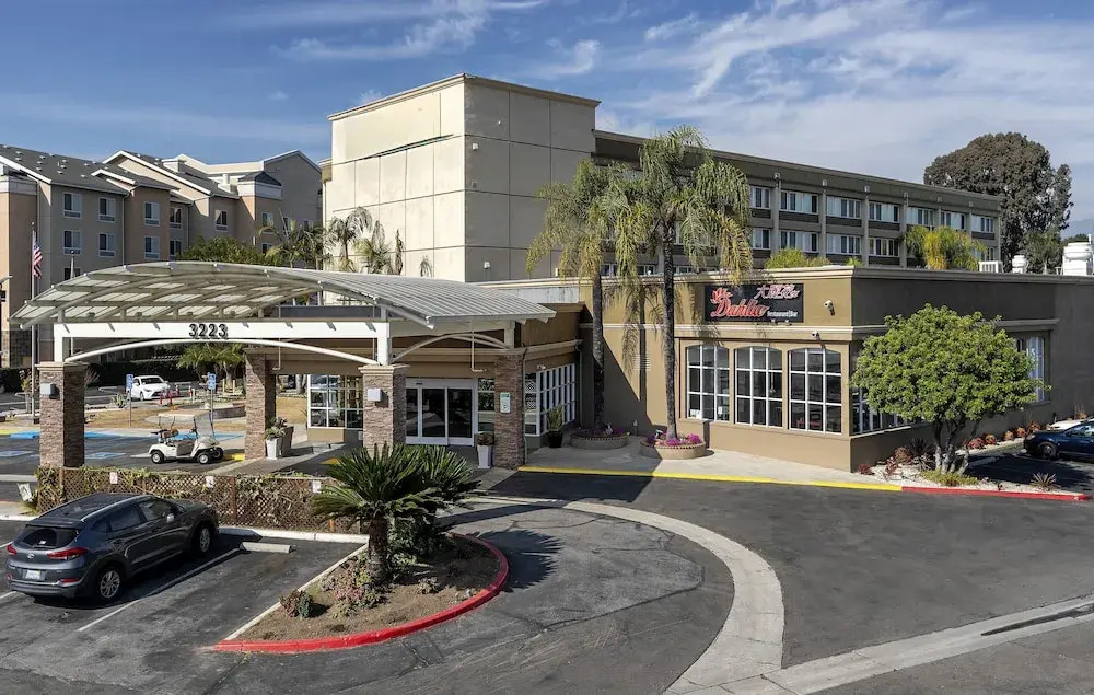 Holiday Inn West Covina (Ex Rodeway Inn Near Fairplex)