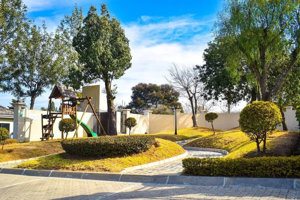 3-bedroom Luxury Apartment