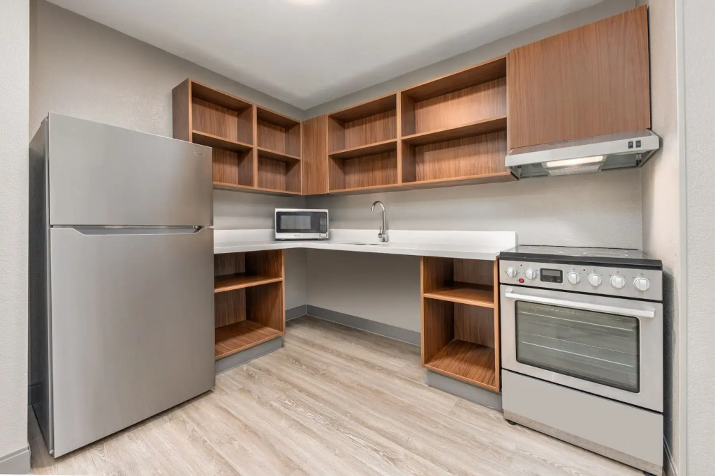 Hawthorn Extended Stay by Wyndham Bedford - Dallas