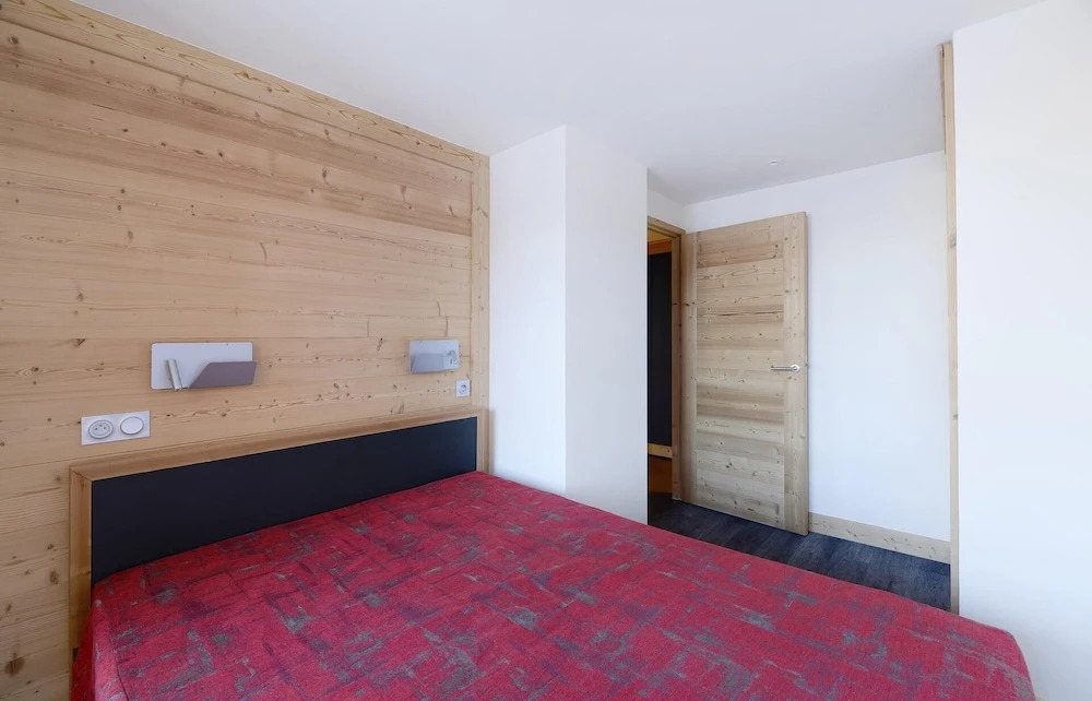 Residence LES Coches 3 Rooms in a Family Resort at the Bottom of the Slopes Bac416