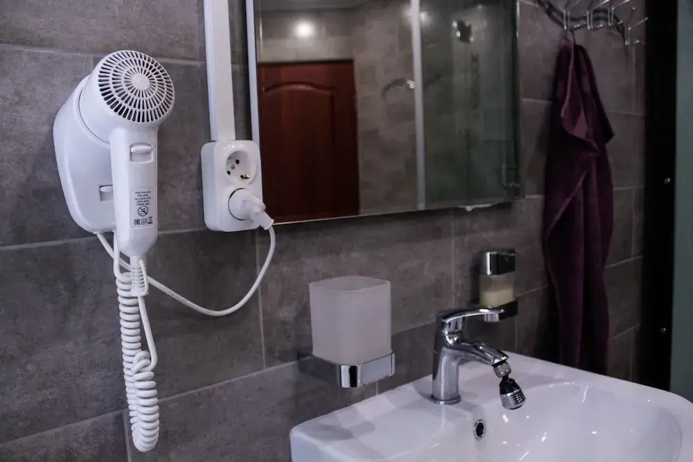 Landmark Guest House - Hostel