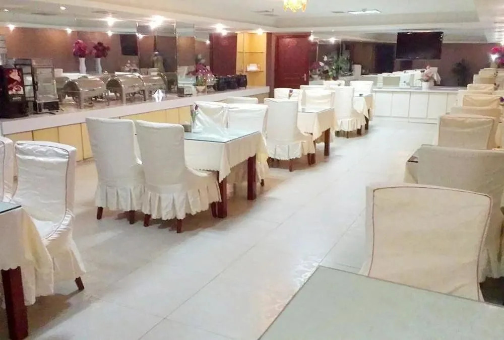 Kunlun Leju Business Hotel