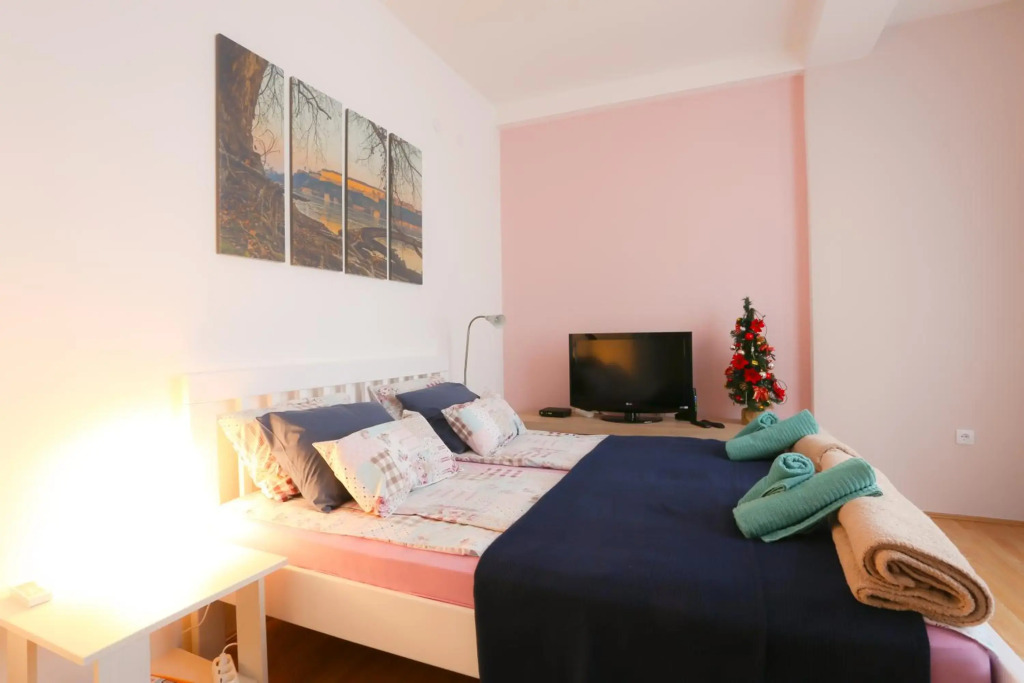 Studio Apartman Ld U Strogom Centru