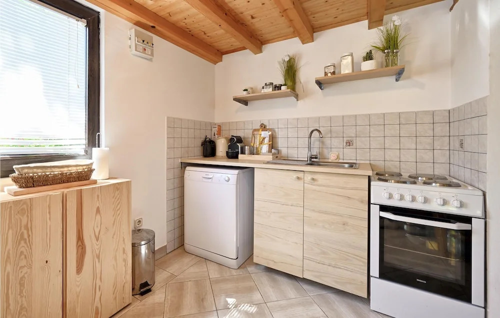 Studio Holiday Home In Galovic Selo