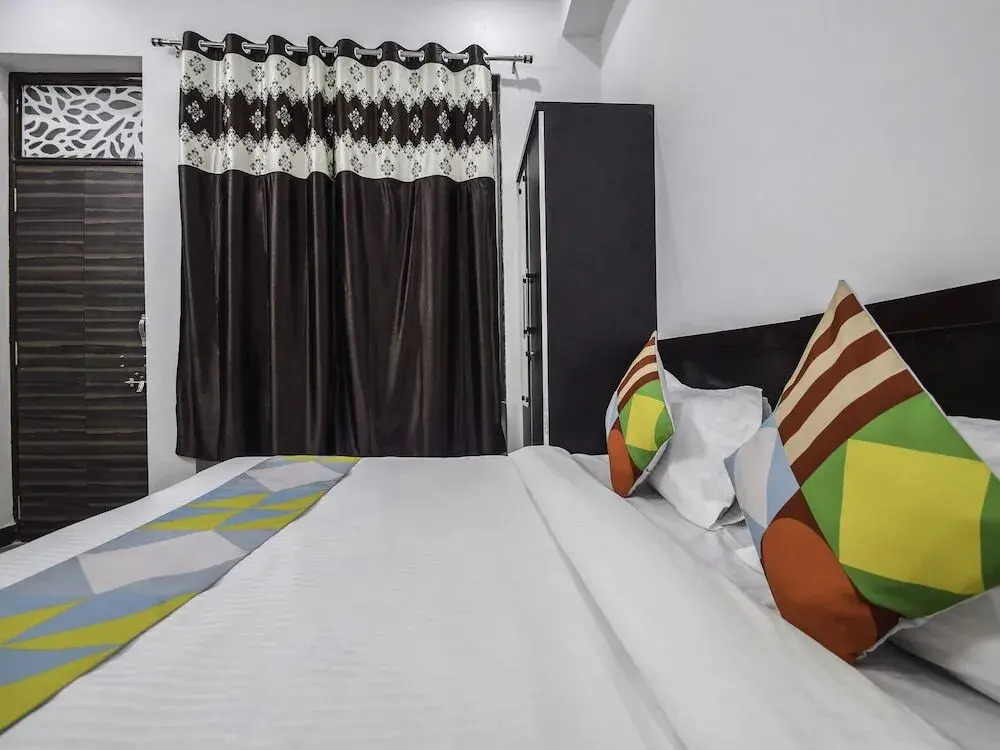 OYO Home 26763 Elegant Stay