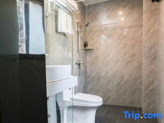 Zhongcai Business Hotel