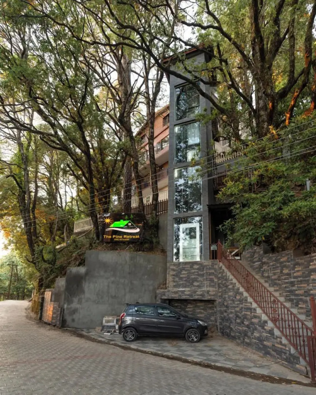 Regenta Place Dalhousie Just 500 Meters Walkable from Mall Road