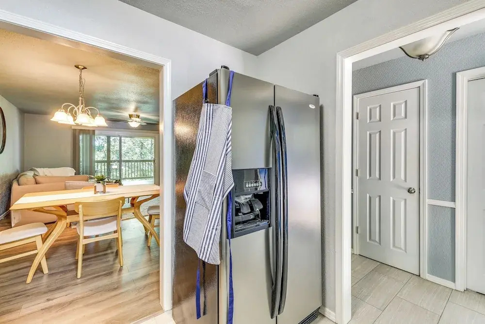 Serene Bella Vista Getaway Near Trails!