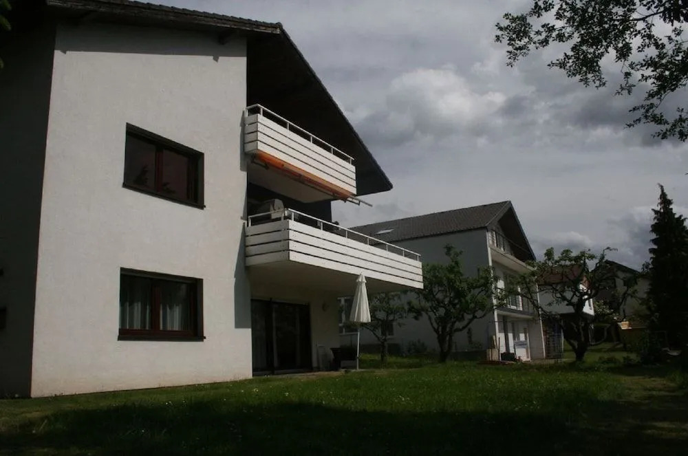 am Waldrand