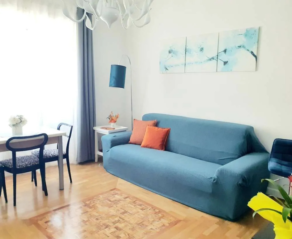 Lemon Sunshine Apartment