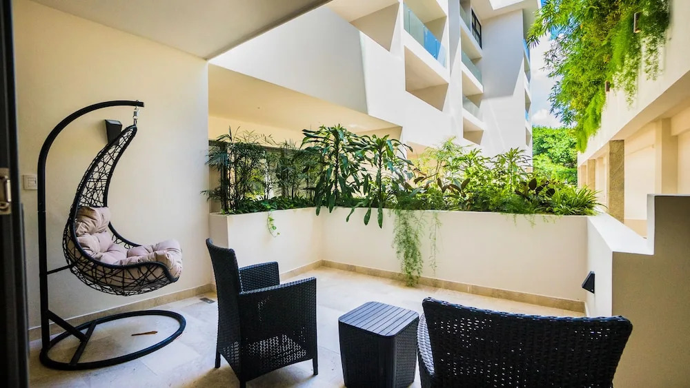 Cruz del Mar Condo