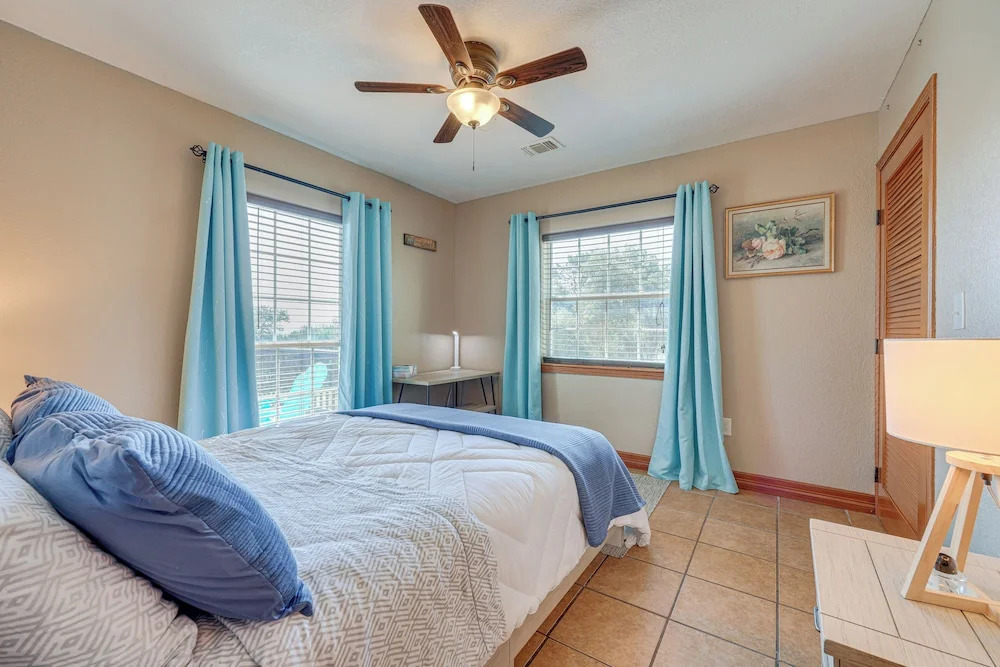 Family-friendly Fischer Home w/ Private Hot Tub!