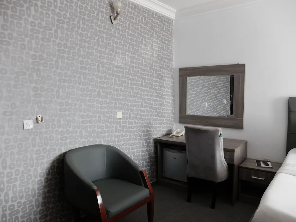Bjorne Suites