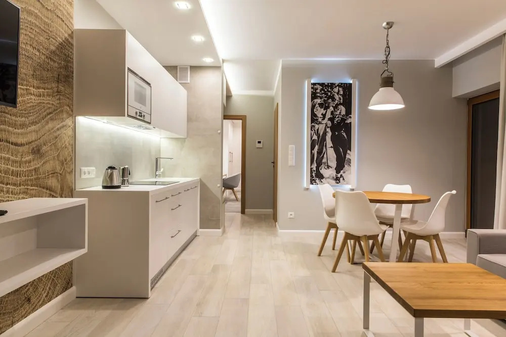 Royal Hill Residence
