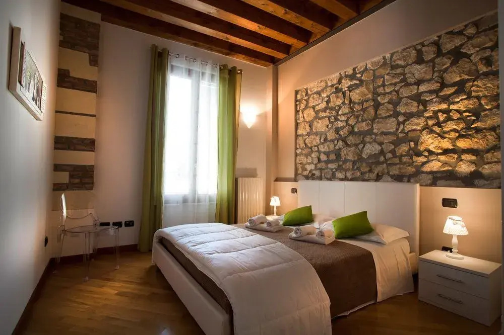 Verona For Rent Topazio