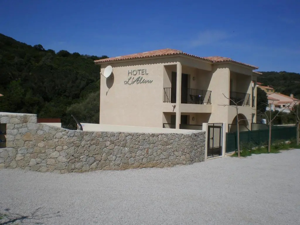 Hôtel lAlivu