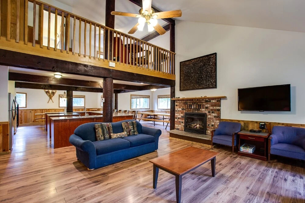 03MBH - WIFI -Pets OK - Sleeps 26
