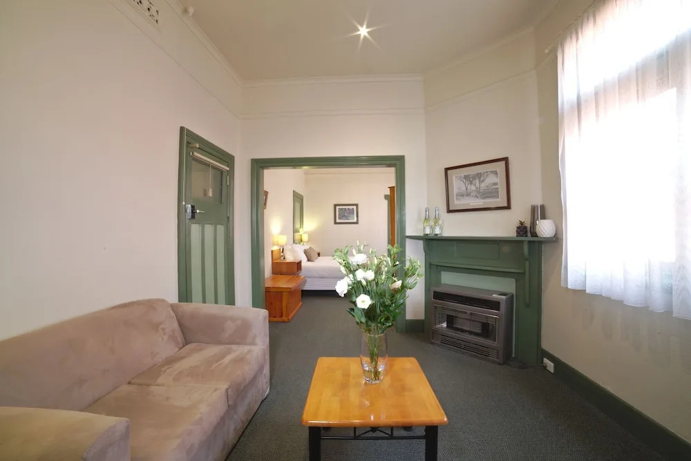 Ballarat Station Apartments Queen Studio with Spa