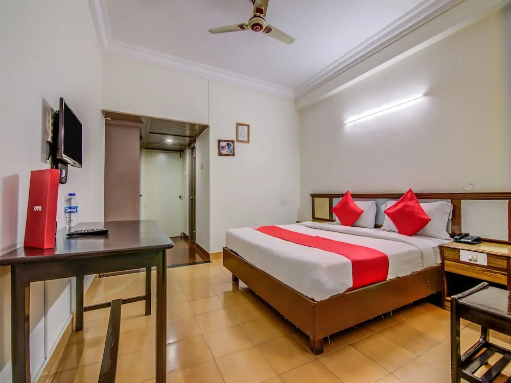 OYO Rooms Jayanagar South End Metro