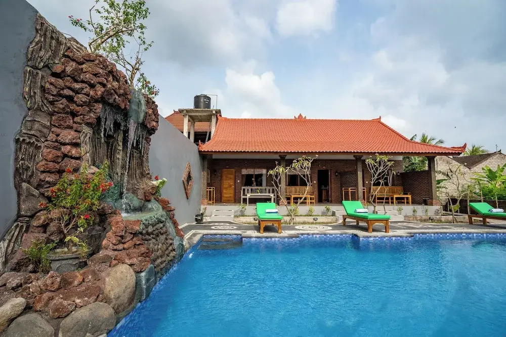 Rumah Gajah by Kubukubali