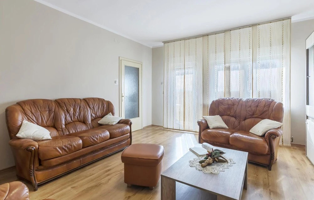 Amazing Home in Sumber With Wifi and 4 Bedrooms