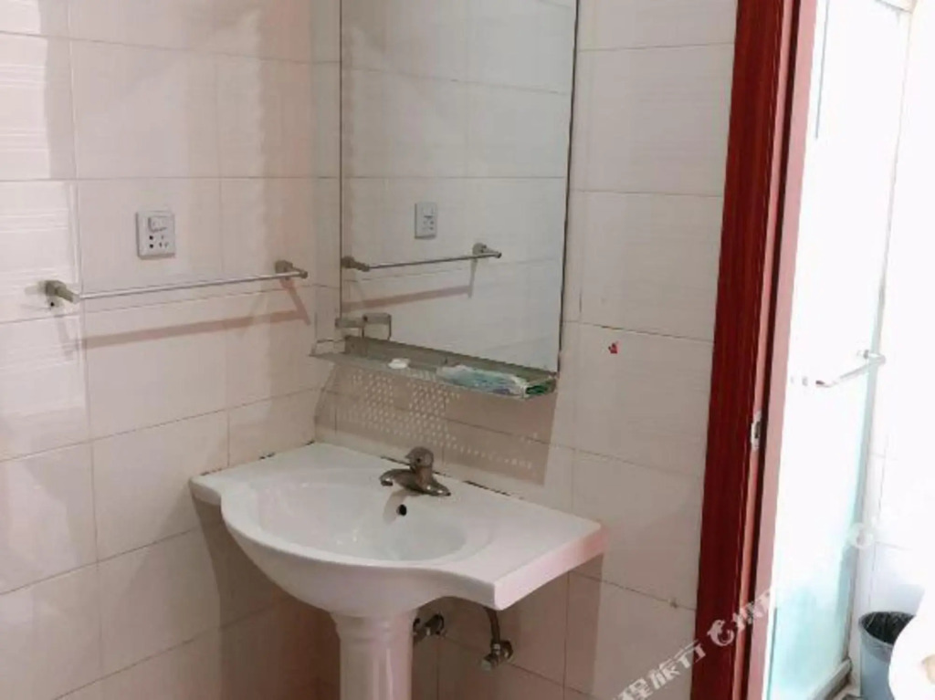 Junlin Hostel