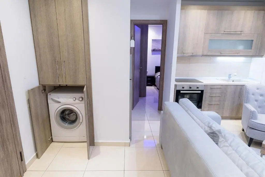 Lassani cozy and quiet, 2 bedroom apartm with spacious balcony