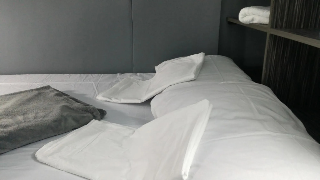 ERVoruto Hostel Makati