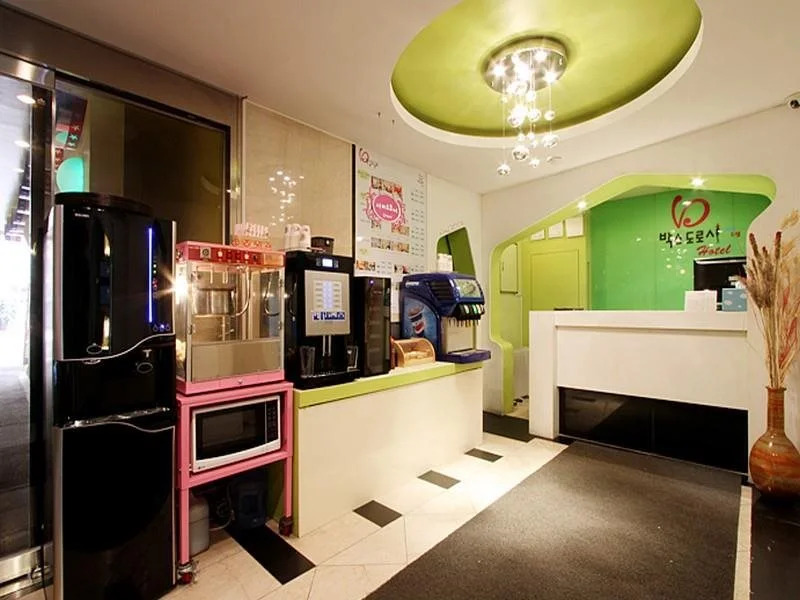 Goodstay Vax Dorocy Hotel