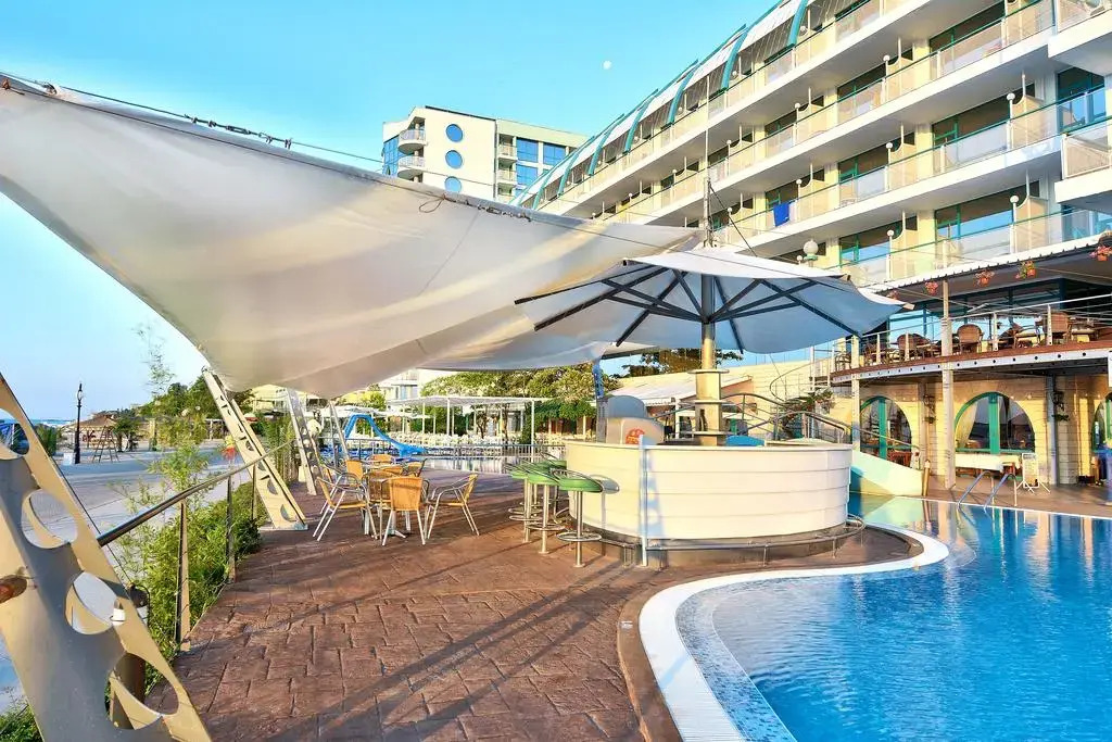 Berlin Golden Beach Hotel