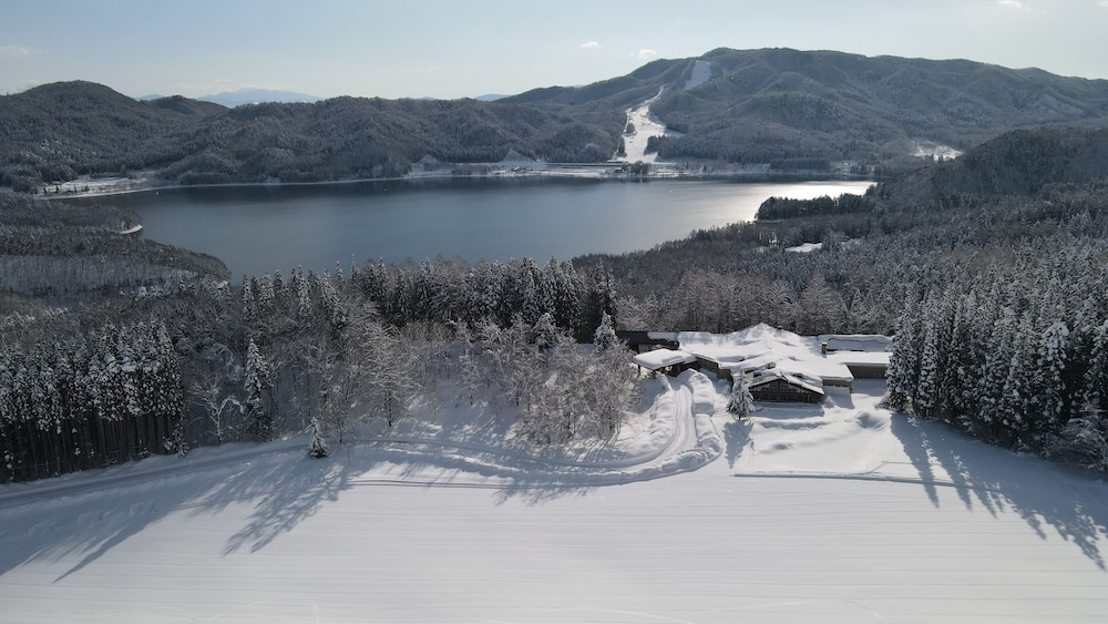 WHITE HOTEL GRAND HAKUBA