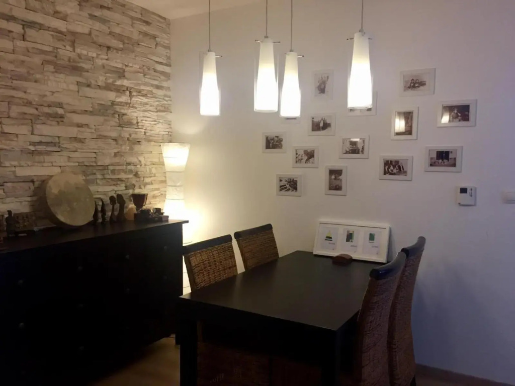 Modern apt, nice view and a walk to city centre