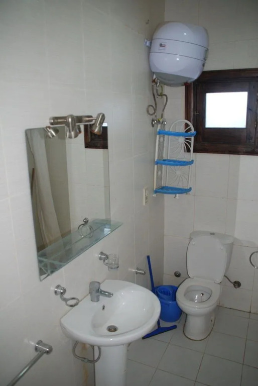 Criss Haya Apartments