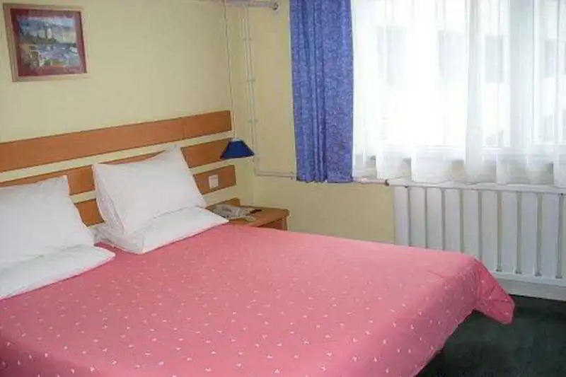 Home Inn Nanjing Liuhe Dian