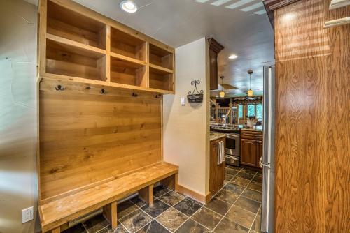 Just Remodeled 2 Story Condo in E. Vail 4192 Spruce Way, #204, Vail, CO 81657