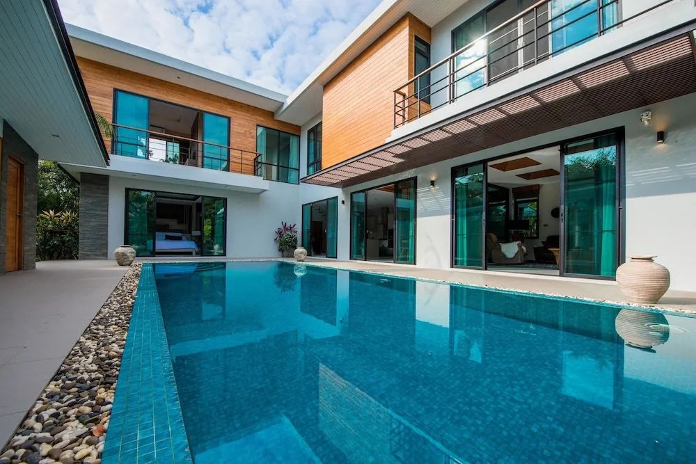 Moin Lakeside Pool Villa ChiangMai