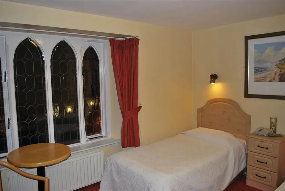 Hibernian Hotel & Leisure Centre